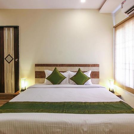 Treebo Address Inn, Banjara Hills Hyderabad Exteriör bild