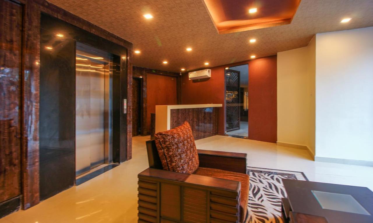 Treebo Address Inn, Banjara Hills Hyderabad Exteriör bild