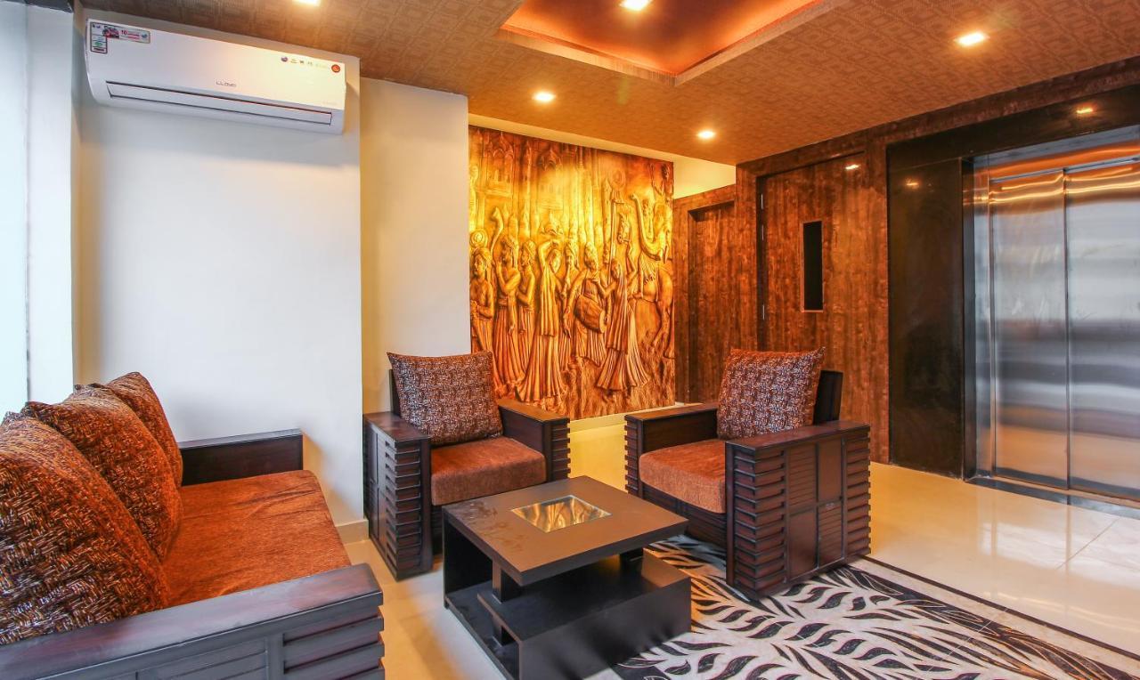 Treebo Address Inn, Banjara Hills Hyderabad Exteriör bild
