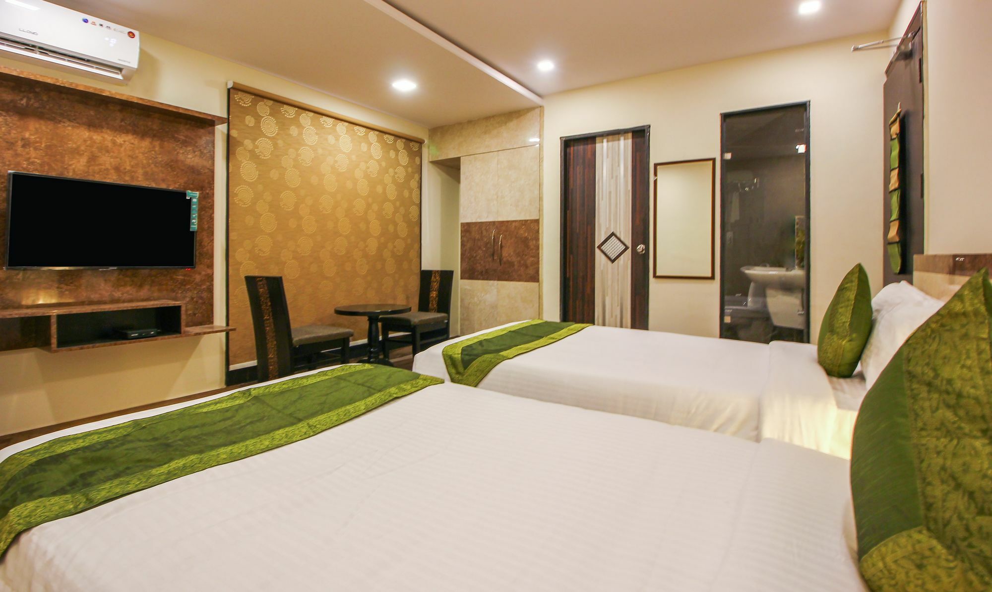 Treebo Address Inn, Banjara Hills Hyderabad Exteriör bild